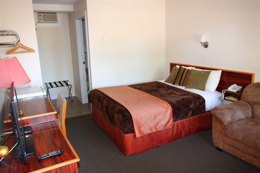 Grandview Motel Kamloops Buitenkant foto