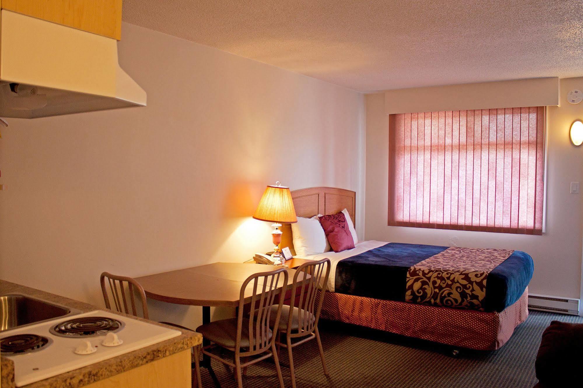 Grandview Motel Kamloops Buitenkant foto