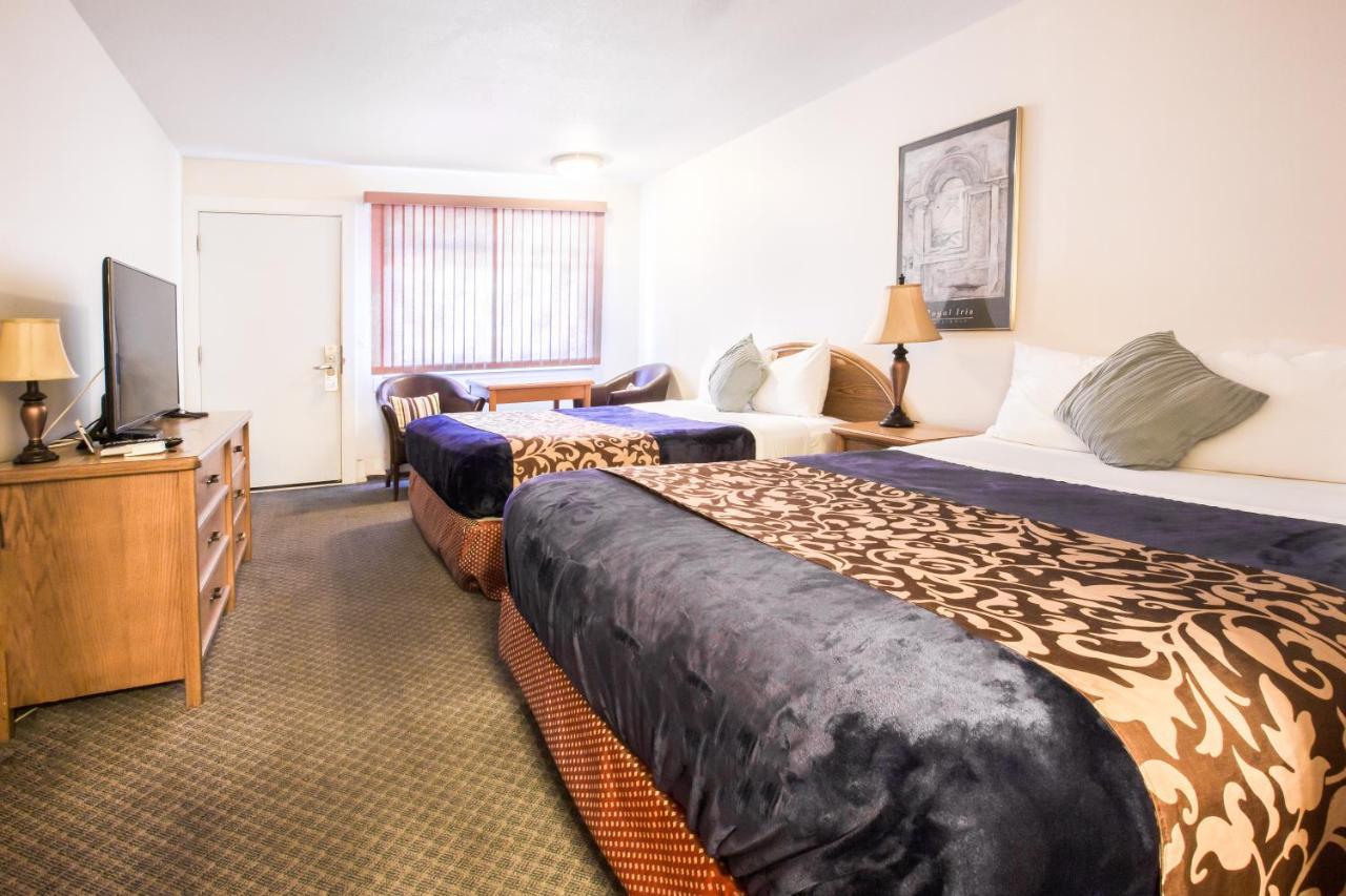 Grandview Motel Kamloops Buitenkant foto