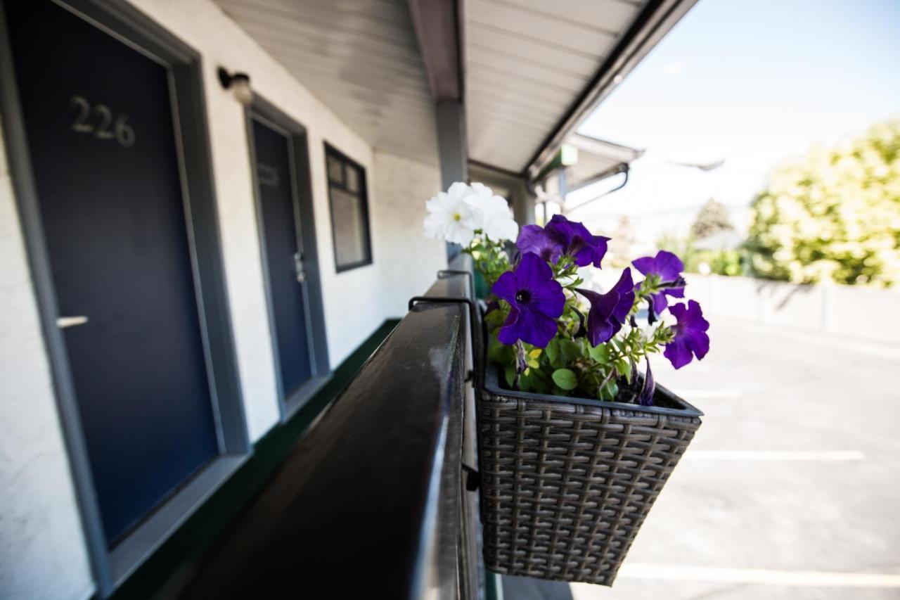 Grandview Motel Kamloops Buitenkant foto